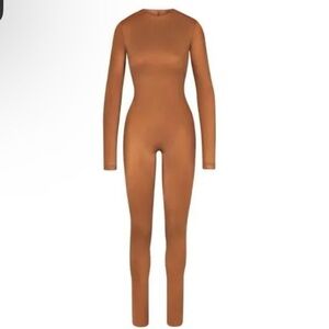 SKIMS ALL-IN-ONE SHINE CREW NECK LONG SLEEVE ONESIE Catsuit Jumpsuit